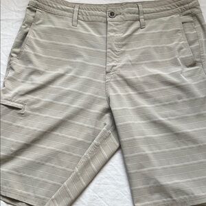 O’Neill Crossover khaki board shorts 34